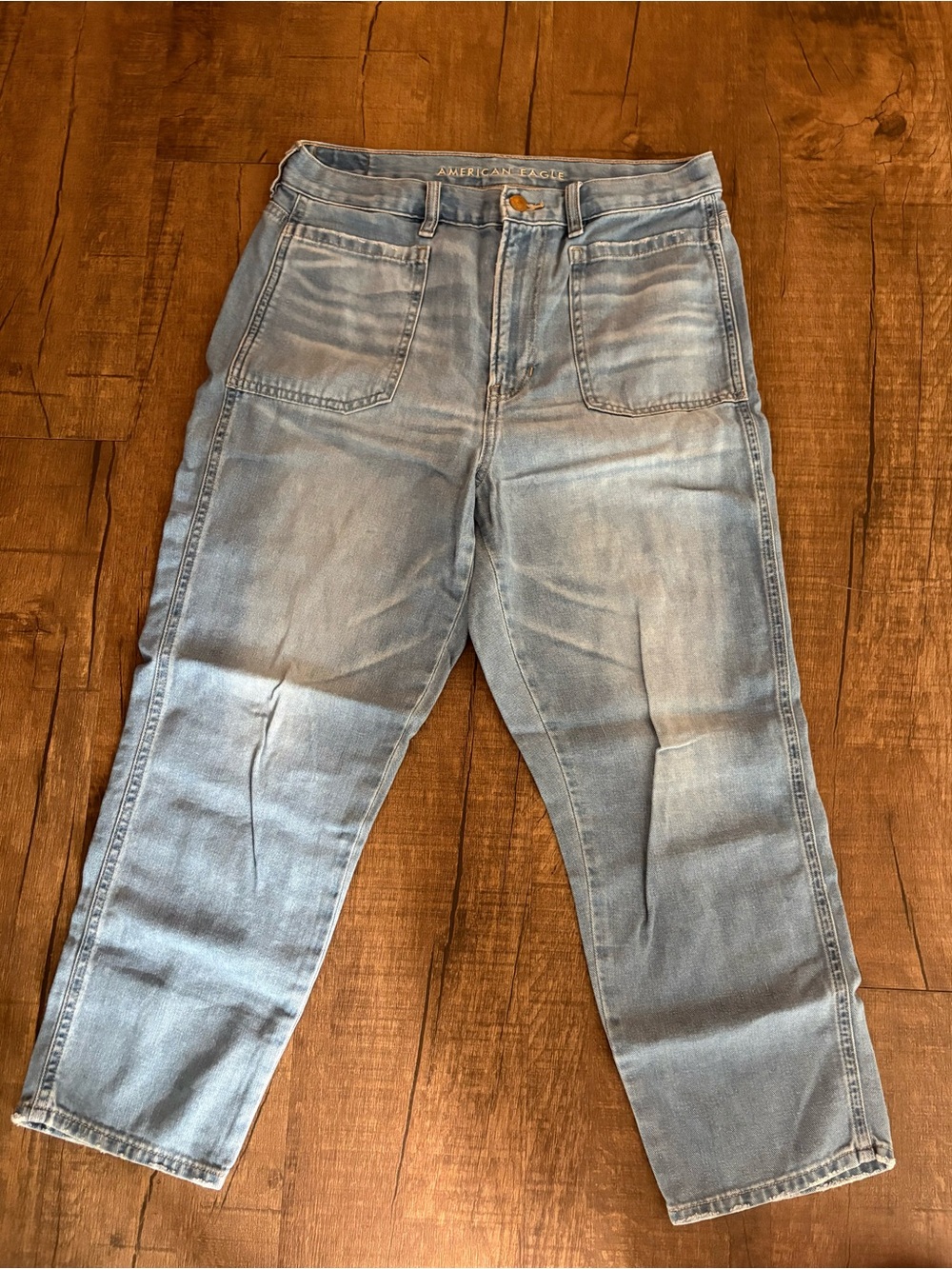 American Eagle Light Wash Straight Leg Jeans
